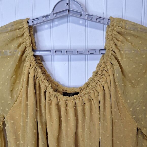 L & B Lucky & Blessed Off Shoulder Sleeve Top 3X Gold‎ Swiss Dot Fairy Core Boho - Picture 3 of 14